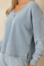 Women's Z Supply Ocean Air Indigo Delphine Knit Denim V-neck Sweatshirt | 85% Cotton & 15% Polyester 2