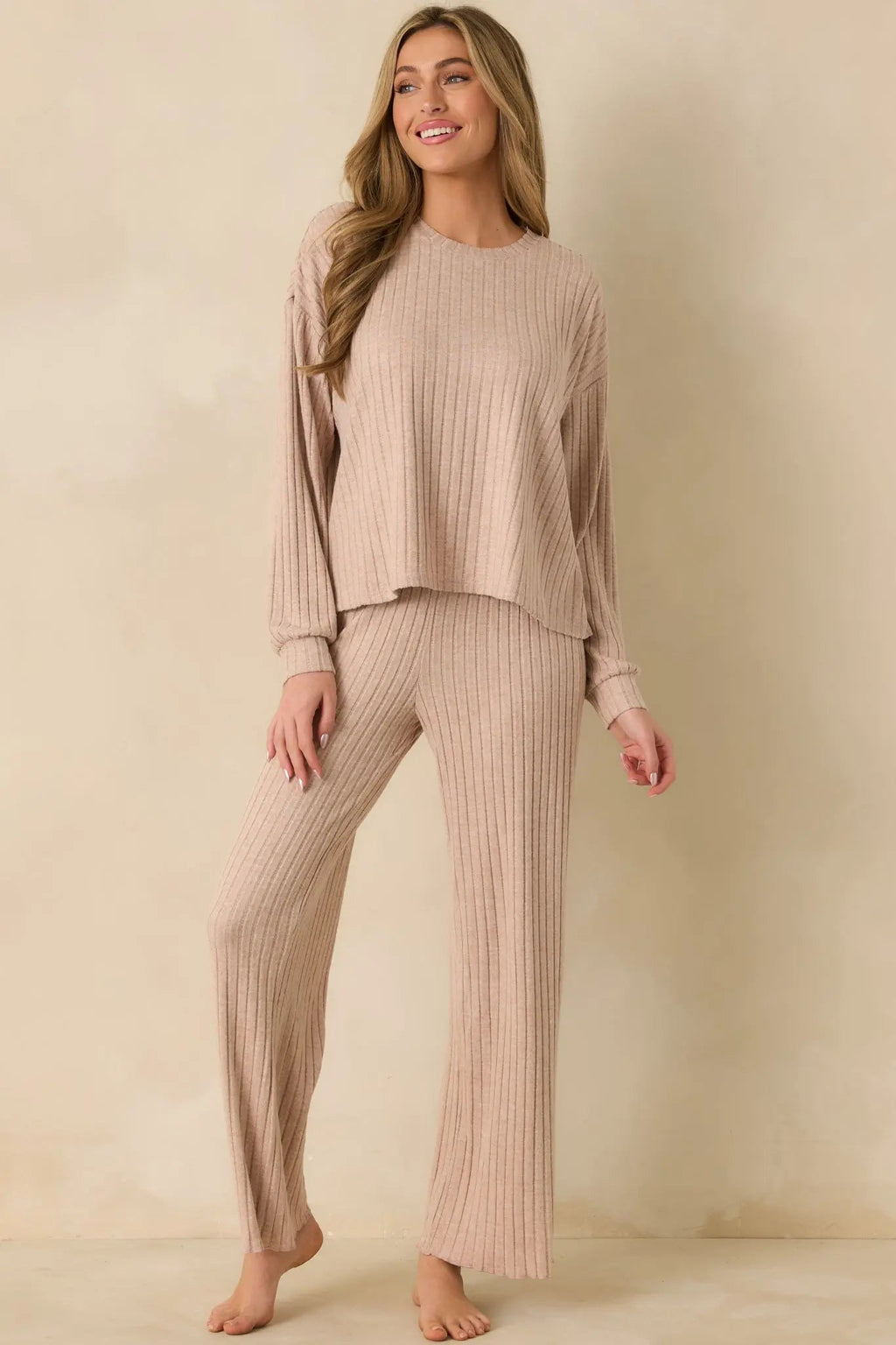 Women's Z Supply Taupe Dawn Smocked Rib Pants | 97% Polyester & 3% Spandex 2