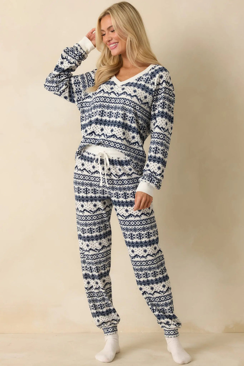 Women's Z Supply Vanilla Ice Twilight Fairisle Jogger Pajama Pants | 95% Polyester & 5% Spandex 2
