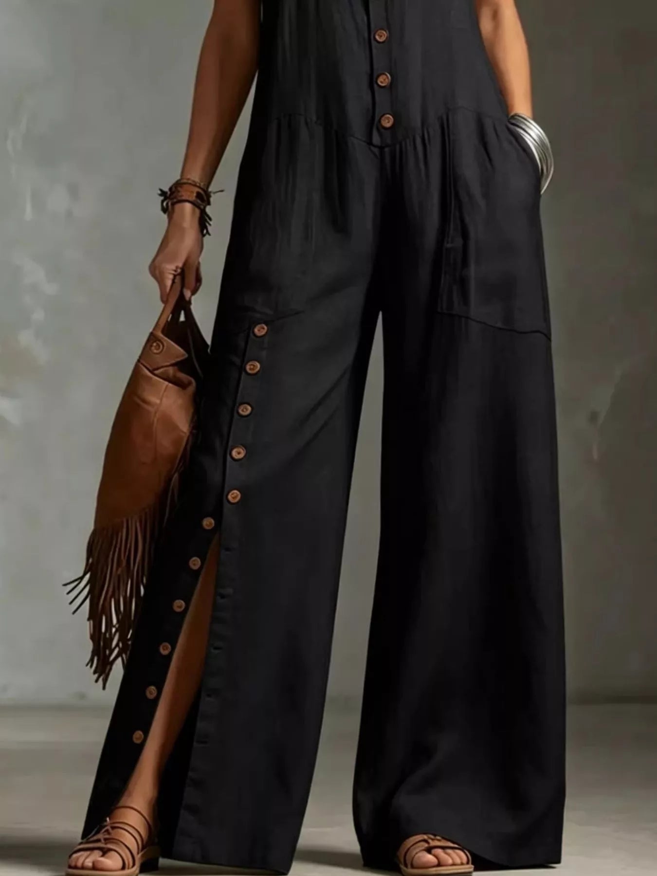 Sleeveless wide-leg jumpsuit - detail view