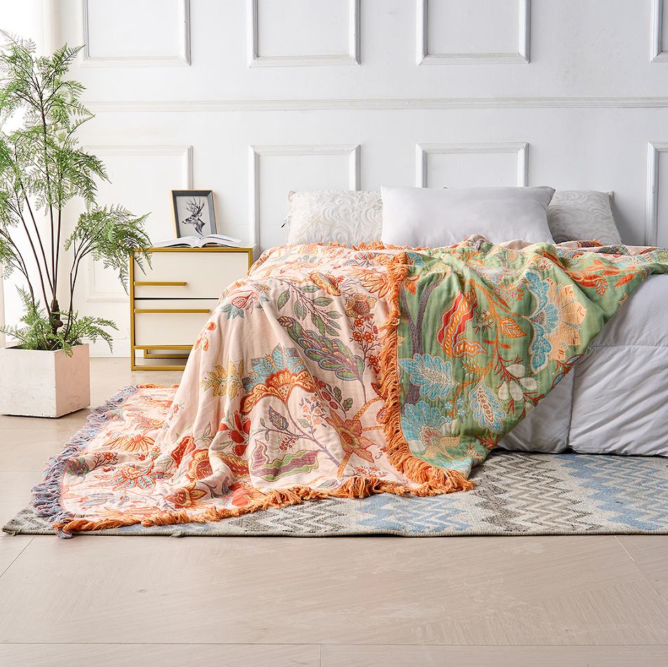 Floral tassel blanket detail