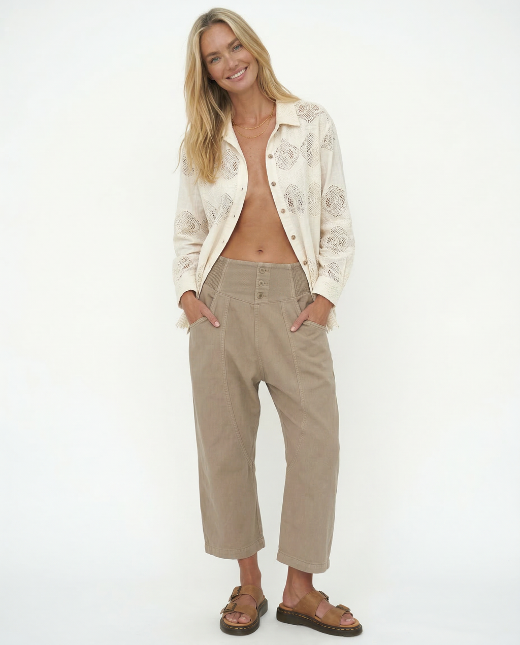 Wide-leg flowy pants