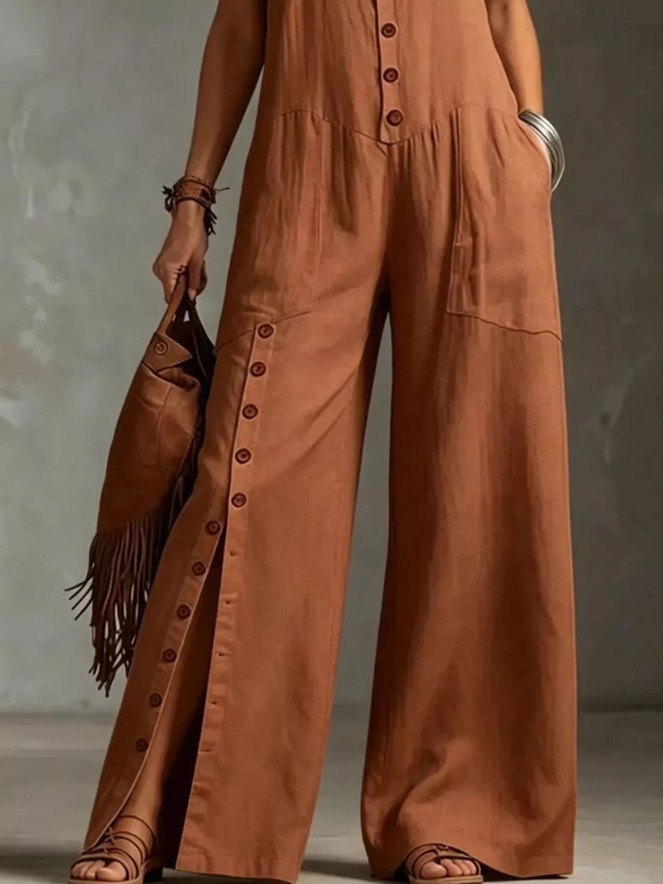 Sleeveless wide-leg jumpsuit - detail view