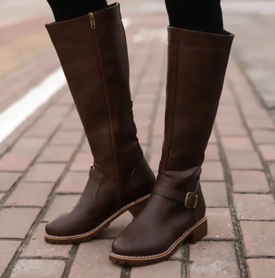 Women's ankle boots brown detail